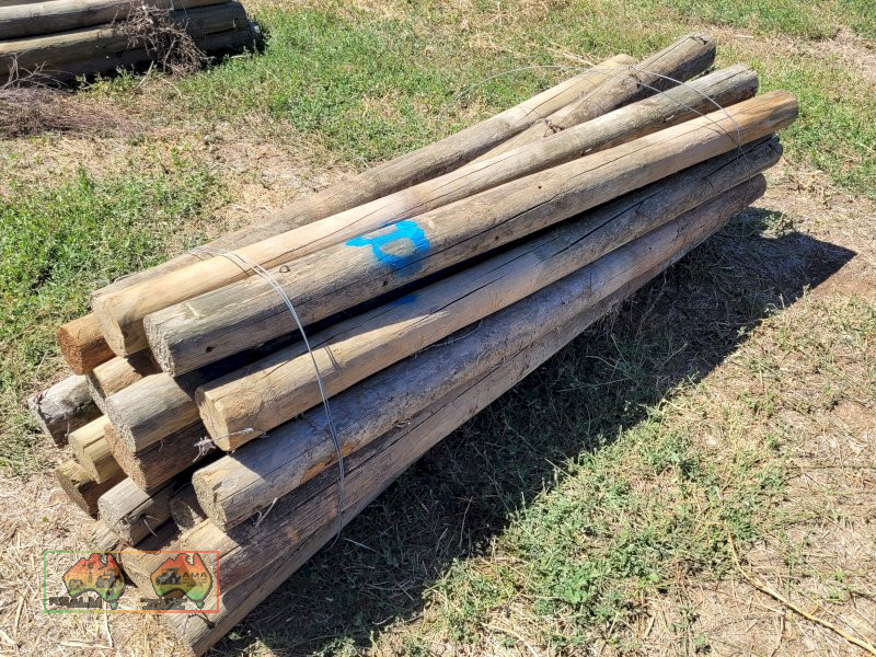 20x Used 6ft x 5" Pine Posts "B"