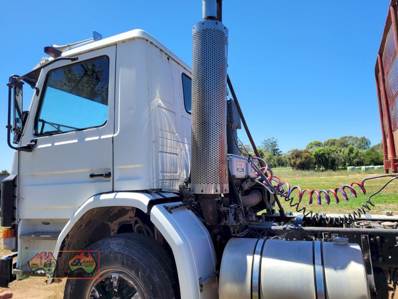 1989 Scania 113M 360 Prime Mover - photo 4