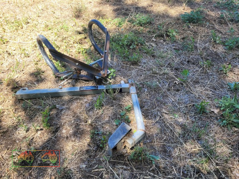 Cow Hip Clamp (Good Cond.) - photo 2