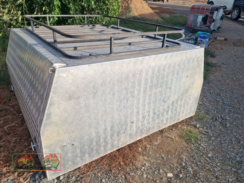 Tradies Alloy Lockable Tray Body