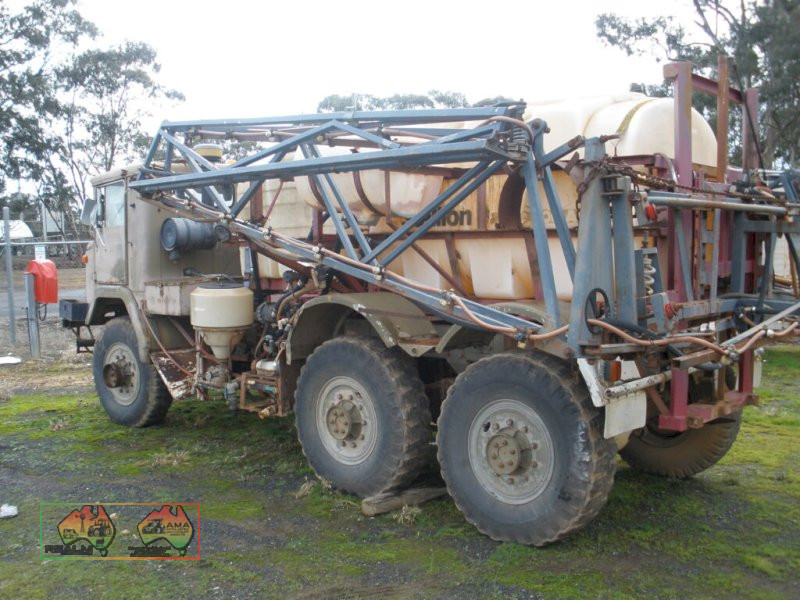 International 6x6 Spray truck - photo 1
