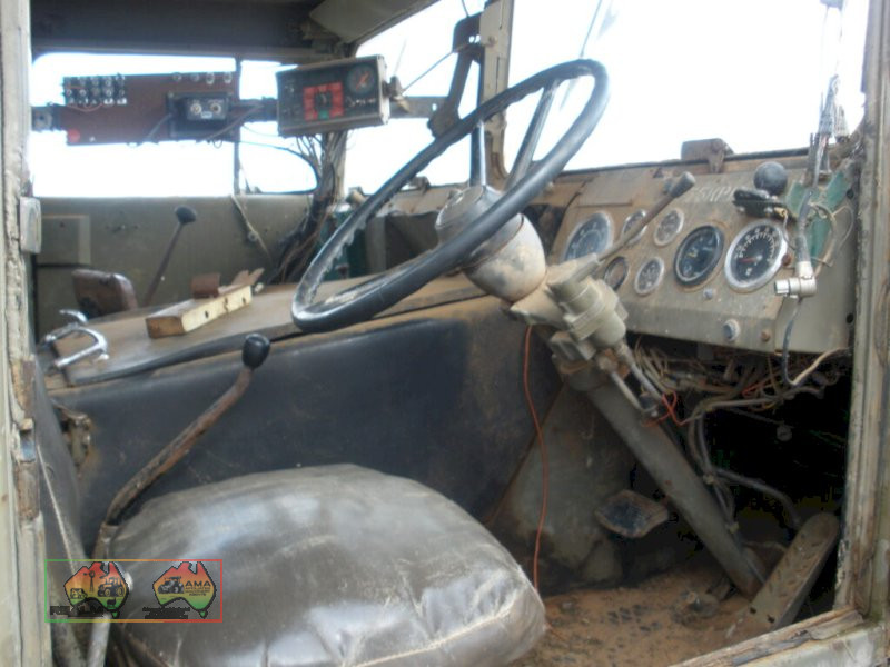 International 6x6 Spray truck - photo 5