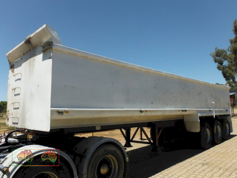 2004 Nem Tri-axle Steel Tipper - photo 2