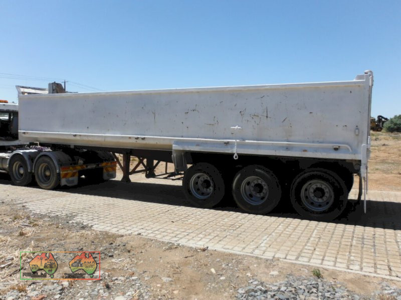 2004 Nem Tri-axle Steel Tipper - photo 4