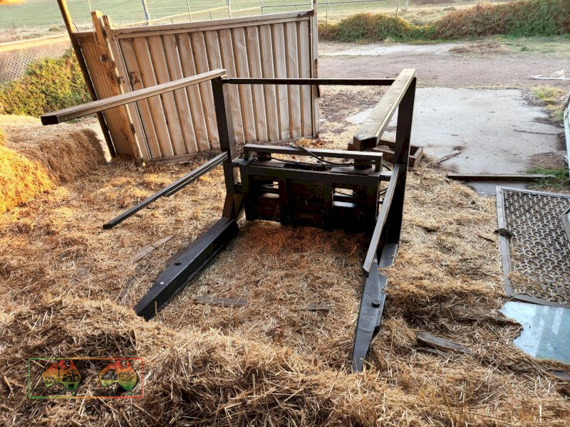 40 Bale Accumulator/Stacker & Stack Squeeze/Grab (REDUCED) - photo 14