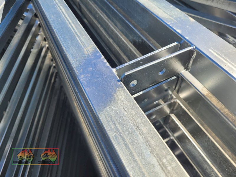 10x New Roof Trusses/Shed supports ($/Truss) - photo 4