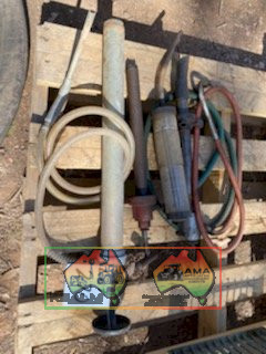 Oil pumps x 3