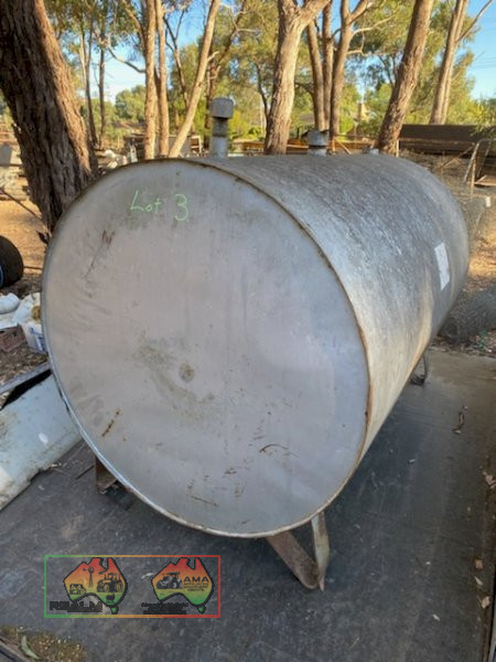 1,200 Ltr Fuel Bowser - photo 3