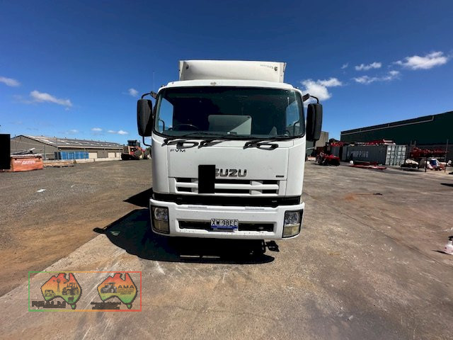 Isuzu Curtin sider - 2008 Model - ( Truck is located in Ballarat Victoria ) - photo 22
