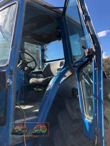 Ford TW-5 FEL Tractor - photo 10