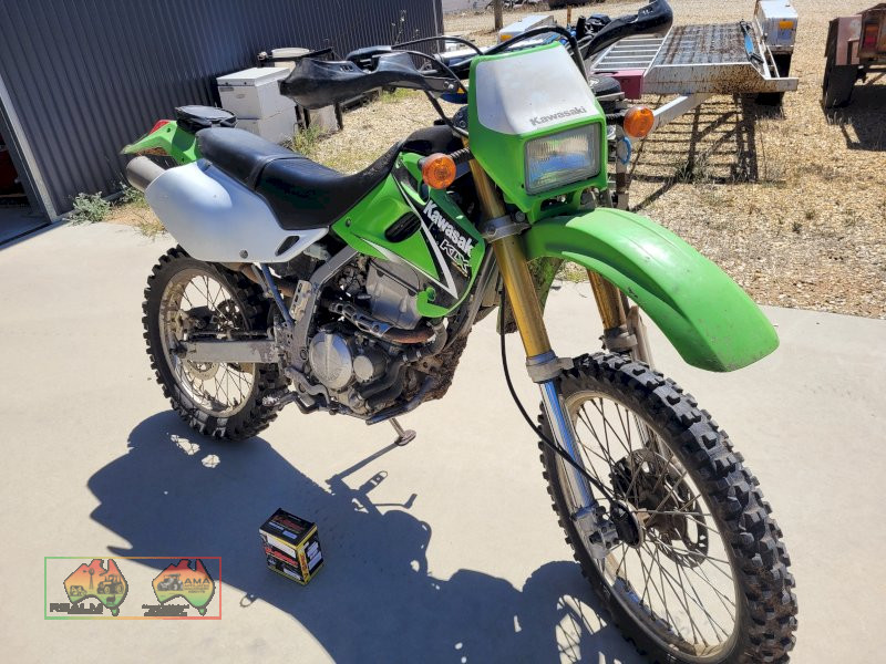 2003 Kawasaki KLX-250 Dirt Bike - photo 3