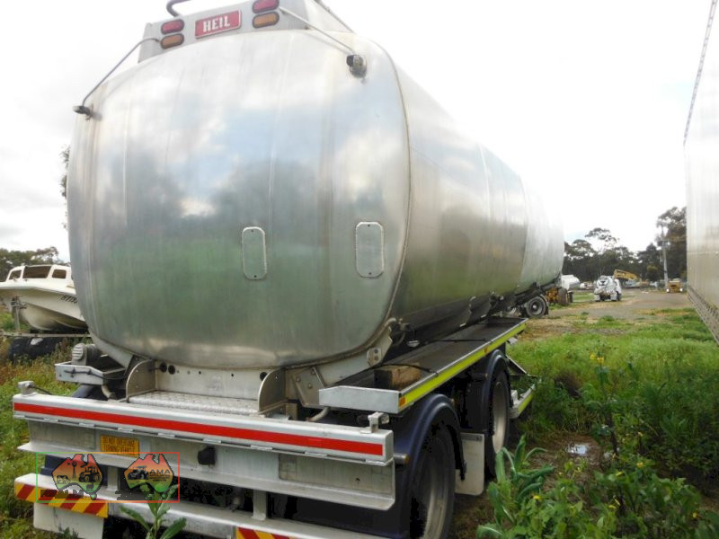 Aluminum Fuel Tanker (32,500 Ltr) - photo 4