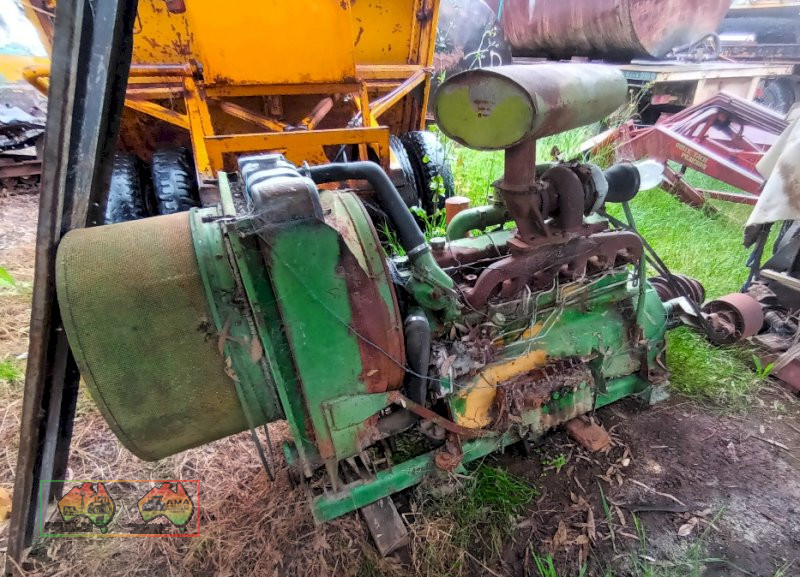 John Deere 6329 TZ02 Engine - photo 3