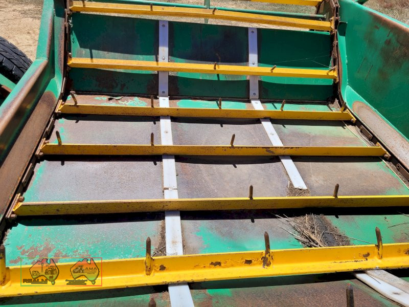 Scorpion Bale Feedout Wagon - photo 7