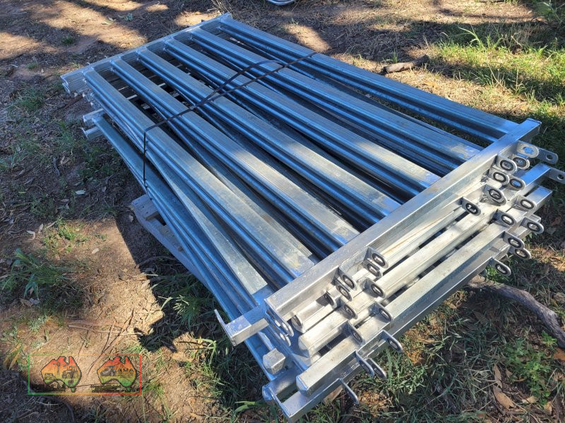 10x New Sheep Yard Panels ($/panel) - photo 3