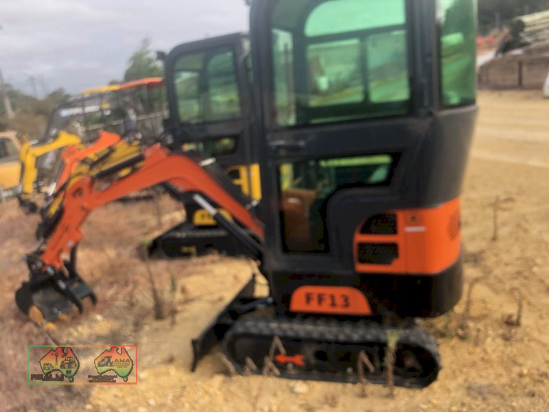 Demo 1.2 Ton Mini Excavator - photo 2