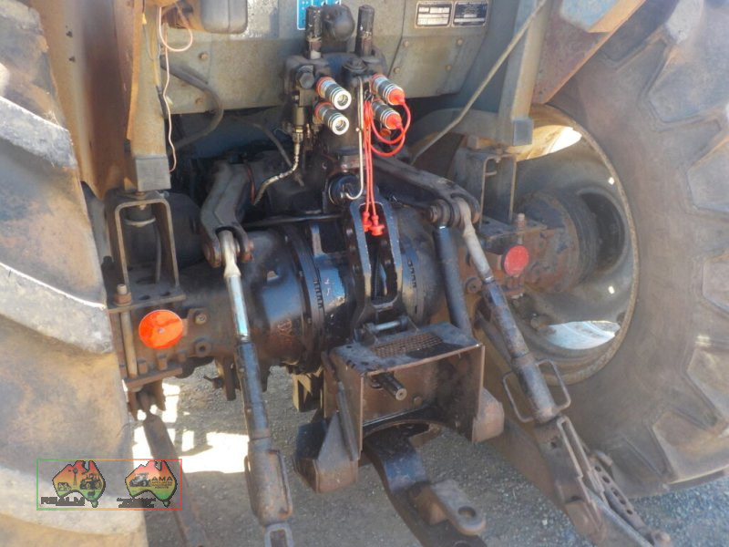 Massey Ferguson 4245 Tractor - photo 7