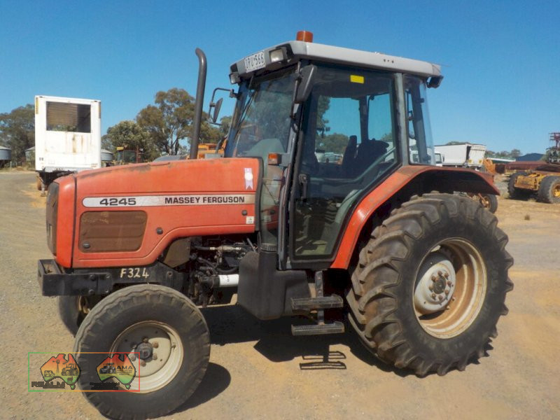 Massey Ferguson 4245 Tractor