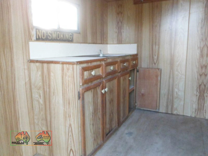 Site Van - photo 9