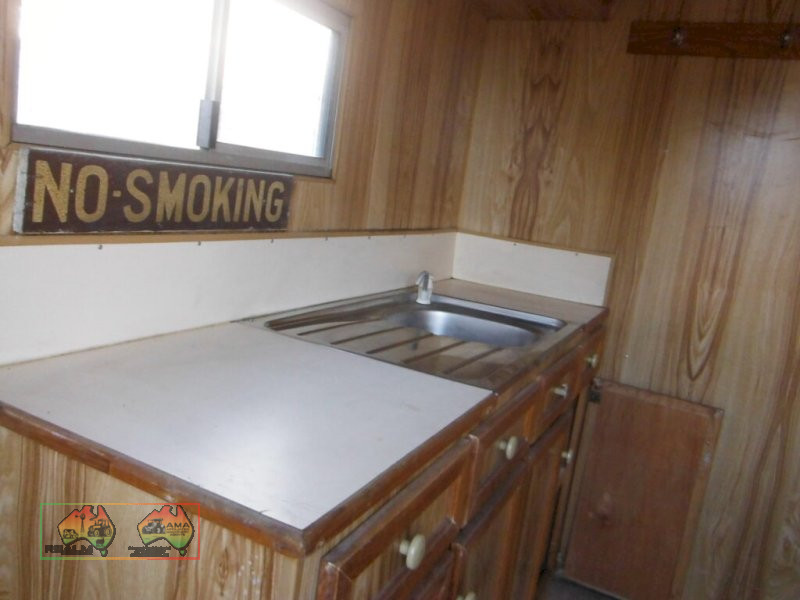 Site Van - photo 11