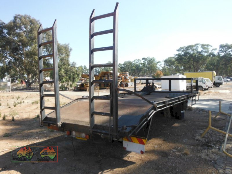Beavertail Steel Tray with Ramps - photo 3