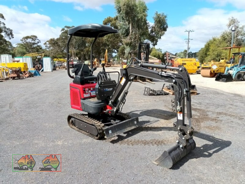 2023 UHI 1.2ton Excavator (As New) - photo 3
