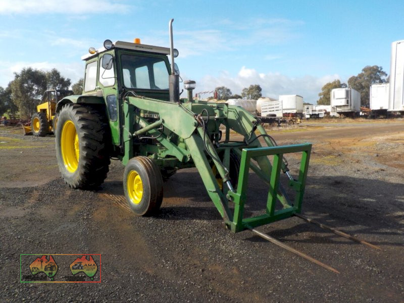 John Deere 2130 FEL