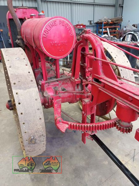 1917 Moline Universal Articulated Tractor (Rare & Unique) - photo 5