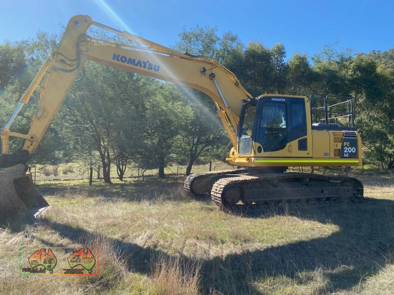 2015 Komatsu PC200/8(LC) ~ 20 Ton Excavator (REDUCED PRICE) - photo 2
