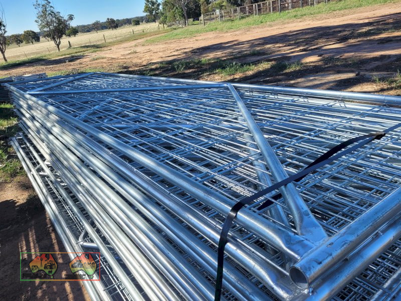 5x New 12ft 'N' Stay Farm Gate ($/gate)