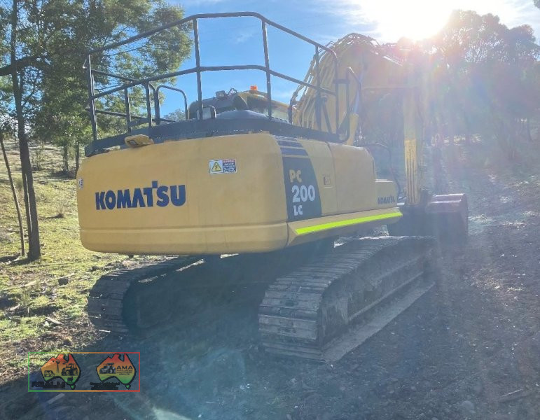 2015 Komatsu PC200/8(LC) ~ 20 Ton Excavator (REDUCED PRICE) - photo 5