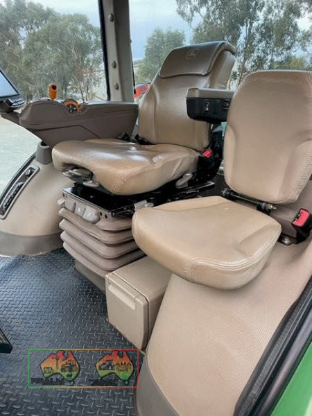 John Deere 8320R - photo 6