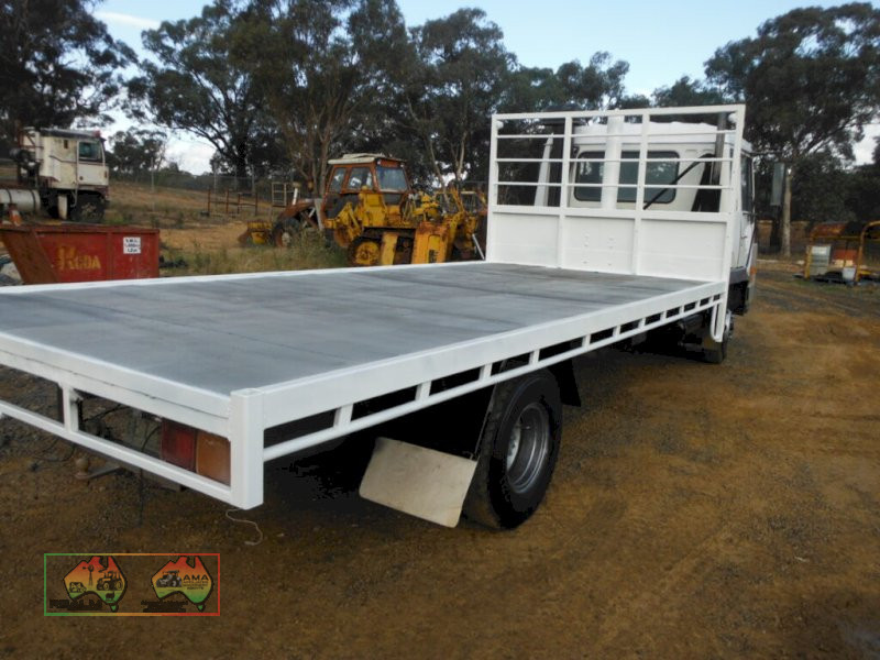 1990 Mitsubishi FK-415 Tipping Tray Truck - photo 4
