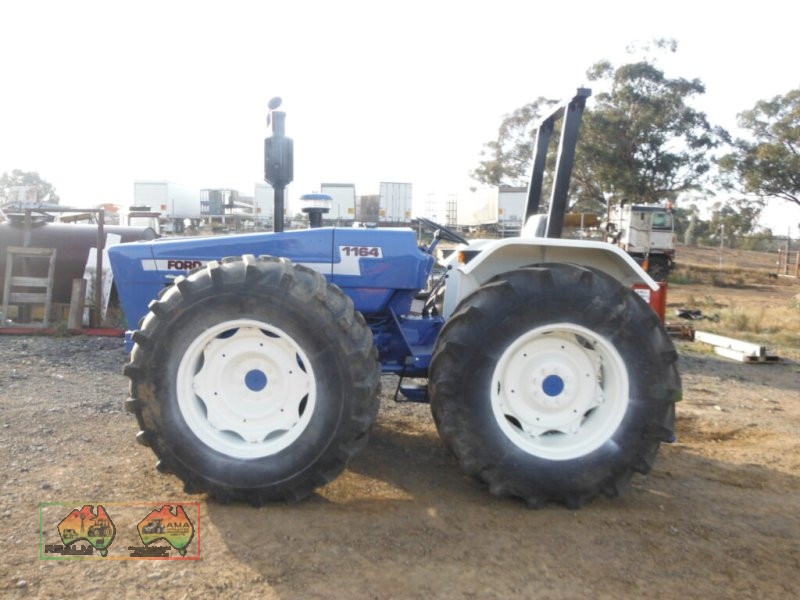 Ford County 1164 Tractor - photo 6