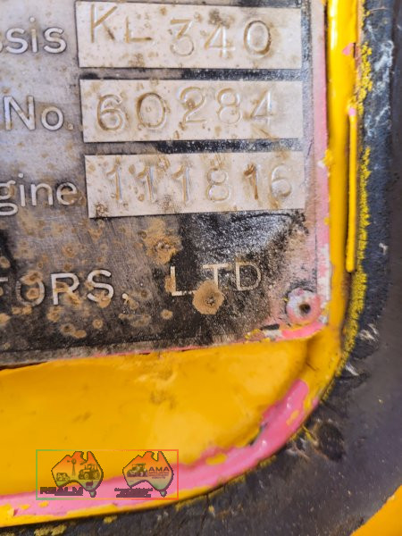 1980 Hino Water Truck - photo 13