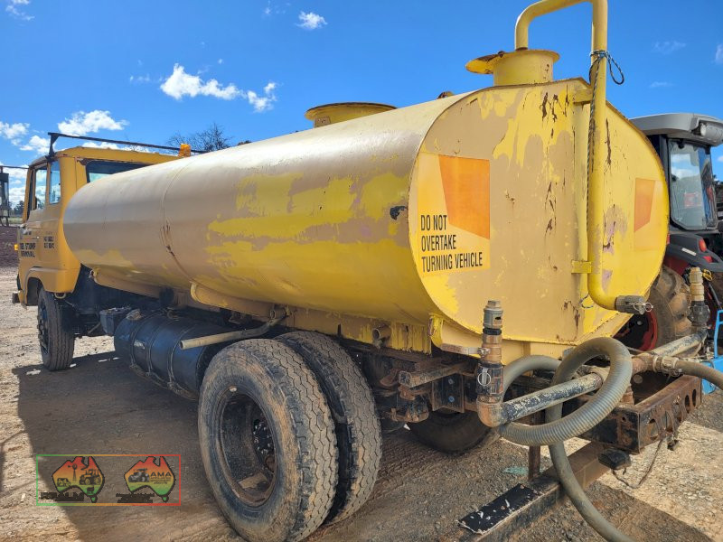 1980 Hino Water Truck - photo 3