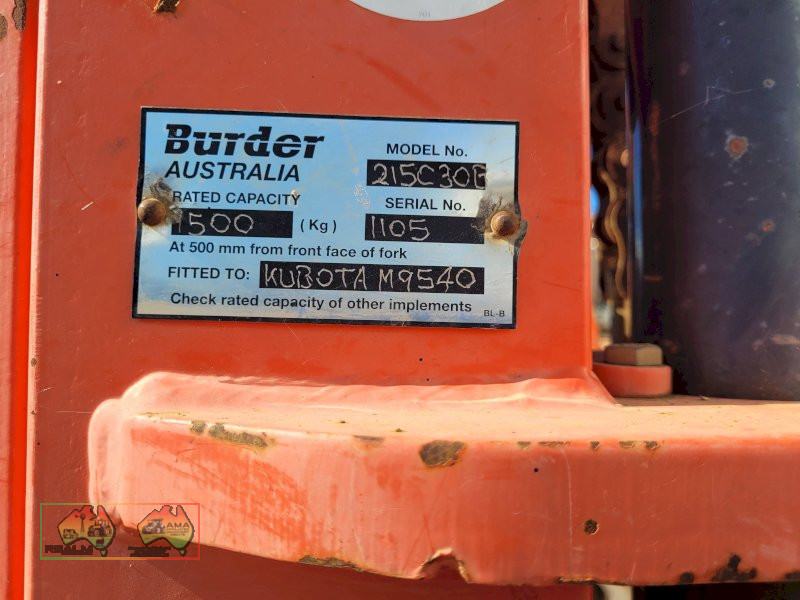 2009 Kubota M105s FWA Tractor with 1.5t Forklift Tower - photo 14