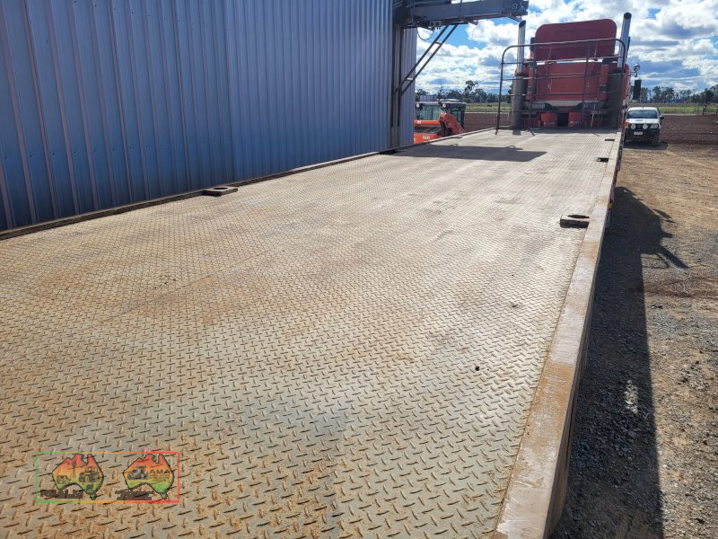 Haulmark Tri-axle 40ft Trailer - photo 6