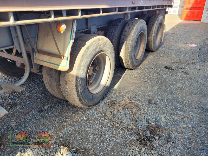 Haulmark Tri-axle 40ft Trailer - photo 13
