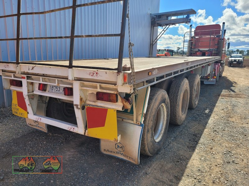 Haulmark Tri-axle 40ft Trailer - photo 3