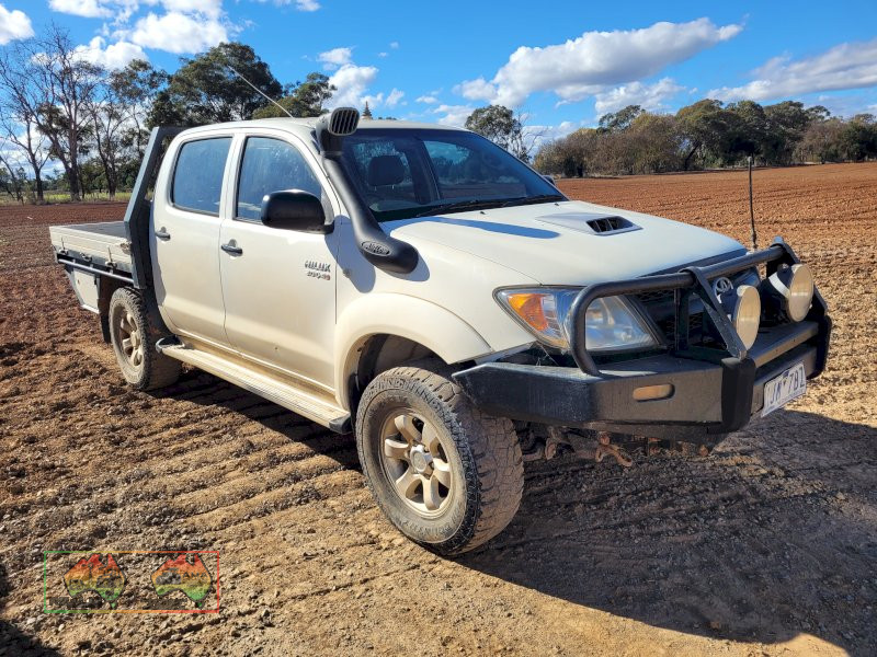 2005 Toyota Hilux 4x4 Dual Cab