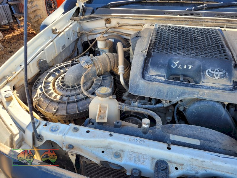 2005 Toyota Hilux 4x4 Dual Cab - photo 20