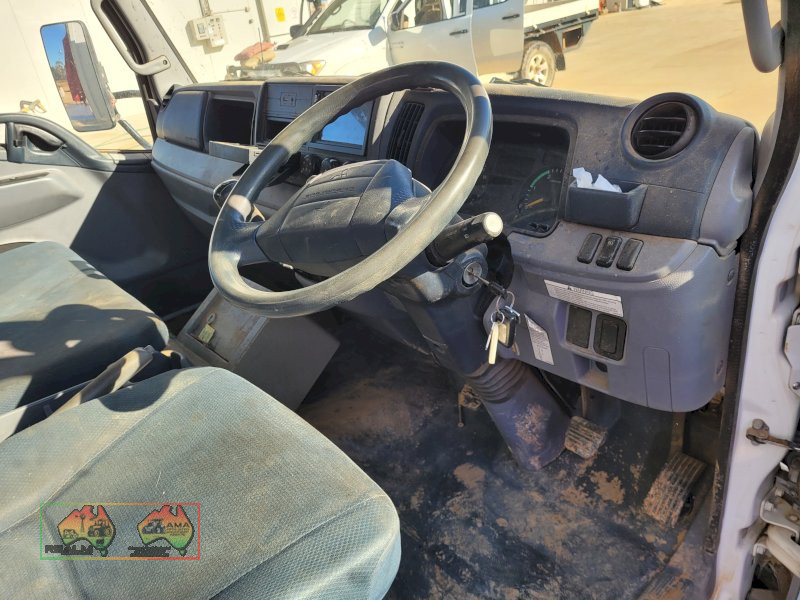 2015 Mitsubishi 615 Canter Curtainsider (REDUCED) - photo 13