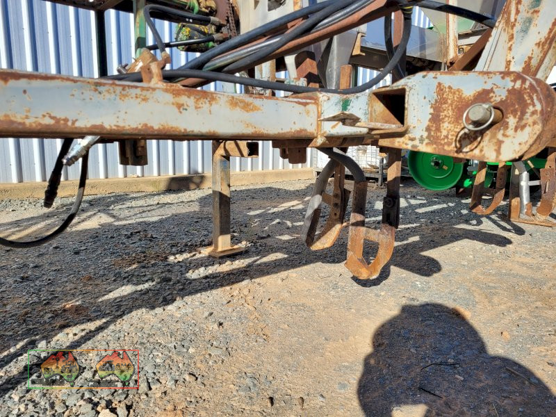 3 Row, Twin Shot Fertilizer Toolbar - photo 7