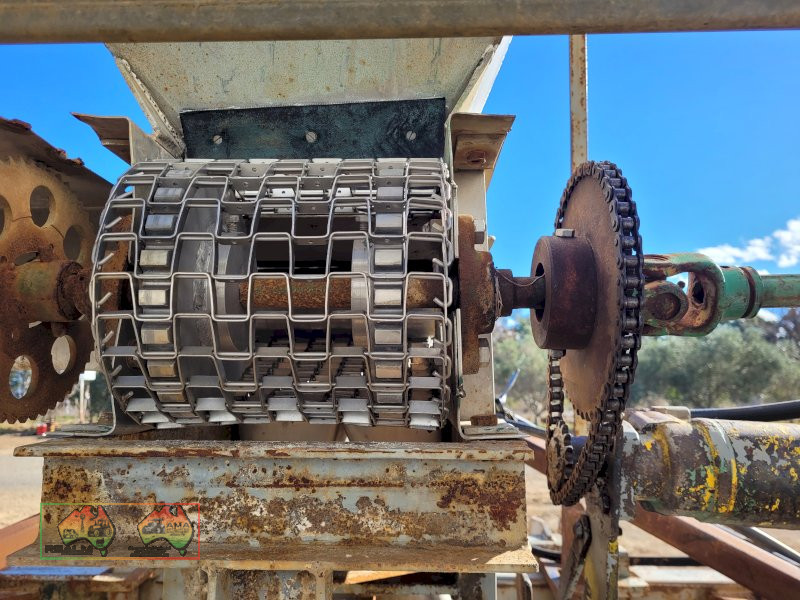 3 Row, Twin Shot Fertilizer Toolbar - photo 10