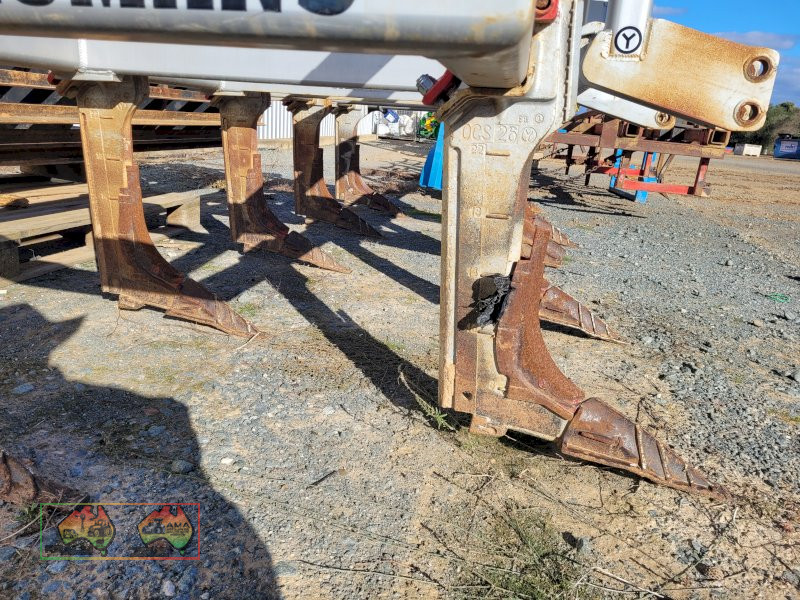 3pl Yeomans 9 Shank Ripper - photo 6