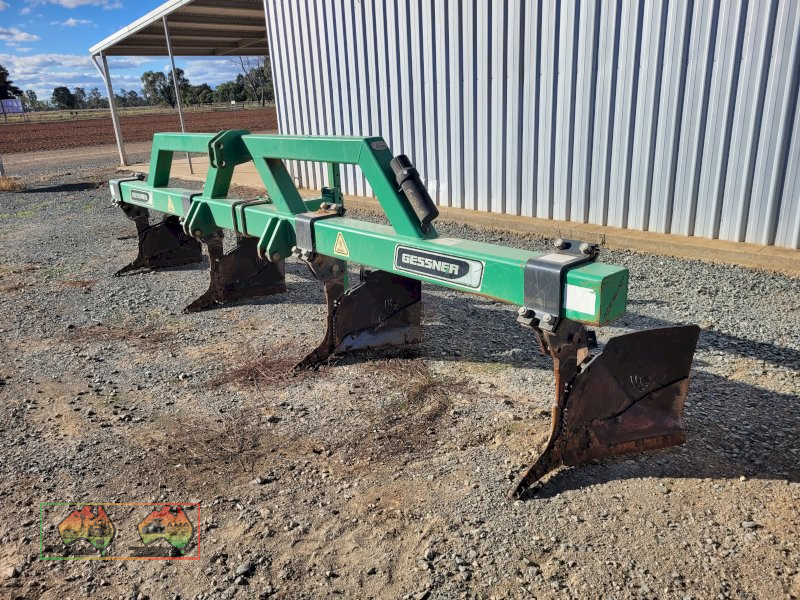 Gessner 3466 H/duty 4 Row Bedformer/Ripper