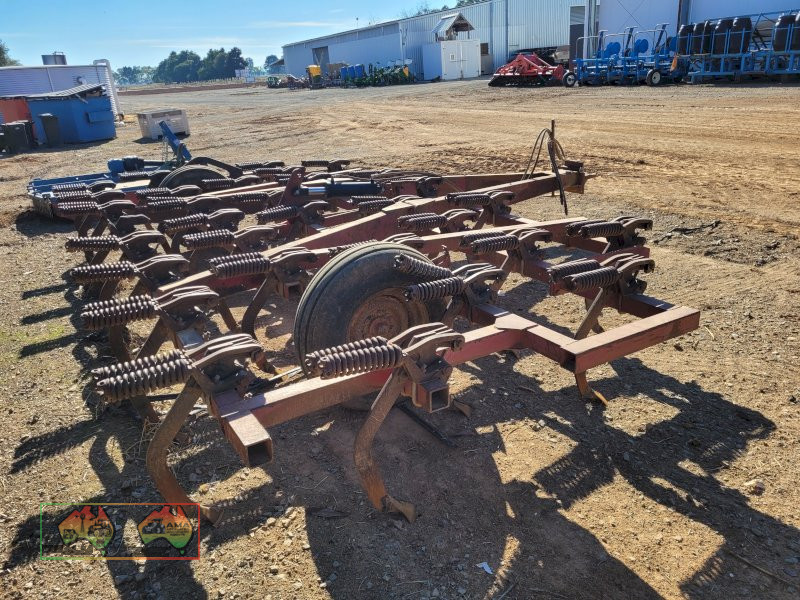 33 Tyne IH-211 Scarifier - photo 2