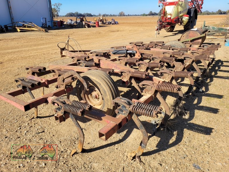 33 Tyne IH-211 Scarifier - photo 5