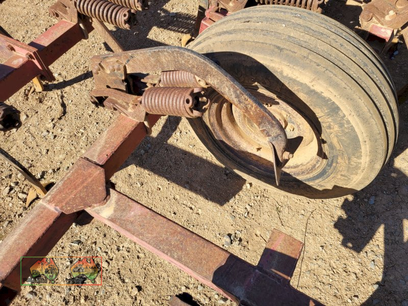 33 Tyne IH-211 Scarifier - photo 11